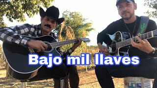 Bajo mil llaves - Miguel Montoya ( en vivo )
