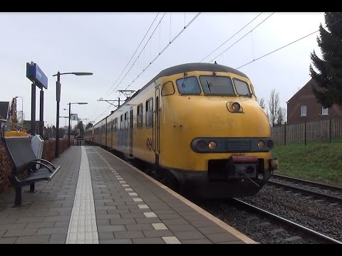 Plan V 457 + 465 komen aan op station Schinnen