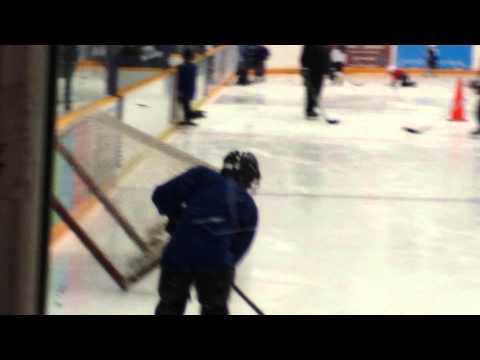 Anthony DeRosa Jr - hockey - sick handling