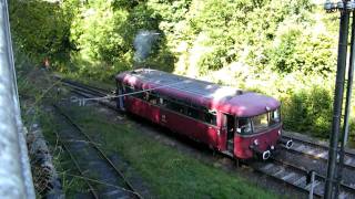 preview picture of video 'In Stromberg rangieren Schienenbusse'