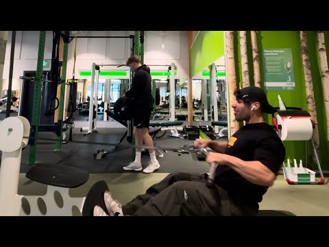 Winter Bulk Day 22 - Back