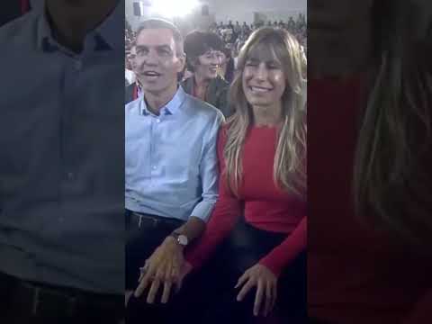 🔥 Sánchez y su mujer arropados tras el Comité Federal del PSOE