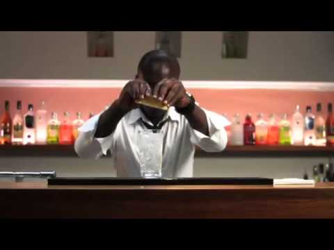 ABSOLUT PEARS Lemonade