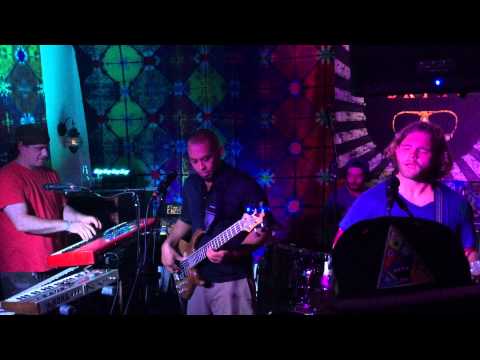 Viral Sound - They Love Each Other - 7/25/2015 - BRYAC