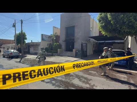 #envivo ENCAPUCHADOS INCENDIAN IMPRENTA EN LA COLONIA LOS PINOS