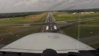 preview picture of video '✈ Watch me flying a Cessna 172 Skyhawk over Hamburg, with AIRBUS Factory and Low Pass'