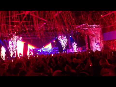 Steve Angello playing "Coming Home" by Diddy Dirty Money @ White Wonderland NYE2012