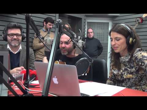 RFM Café da Manhã - Berg canta "O Derby é mágico"