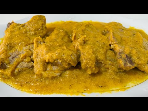 Chuletas de cerdo en salsa