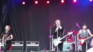 HONEYMOON SUITE &quot;Bad Attitude&quot; live at Up! Fest 2017 at Wabamun Lake