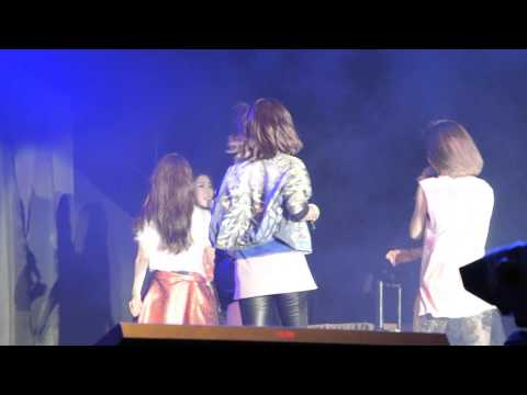 140208 4Minute Hong Kong Showcase Sohyun saying I Love You