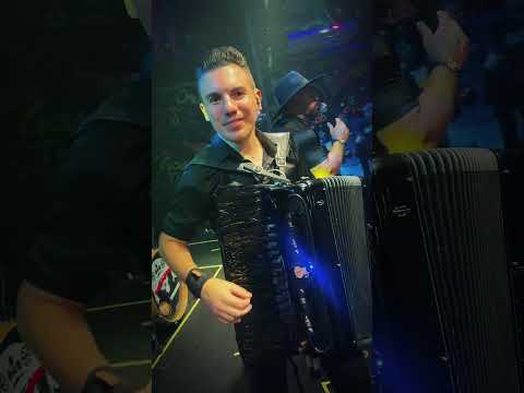 Kiche 75 #vanera #gravatai #musica #nossobalanço #riograndedosul #show #hit