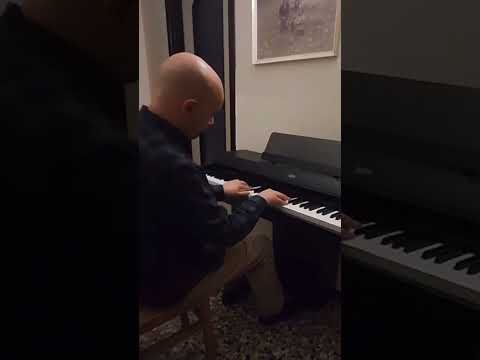 RIVER FLOWS IN YOU by Hiruma - Roberto Bottini, piano