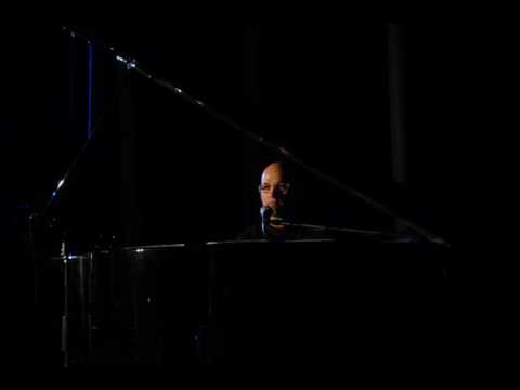 Lontano lontano (Luigi Tenco) Pier Mazzoleni al pianoforte