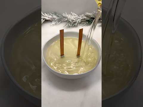 Christmas candle making pt.1🌲🕯️ #candle #diy #candlemaking #christmas #asmr #home #short #viral