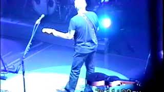 David Gilmour  2006-04-10 - On An Island Tour Massey Hall