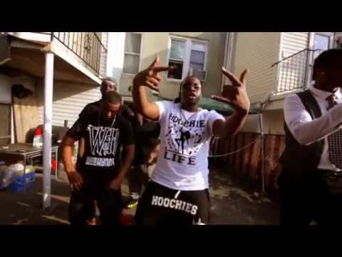 Flaco Global Feat. Chicken Sieg - Hunnit (Dir. By @BenjiFilmz)