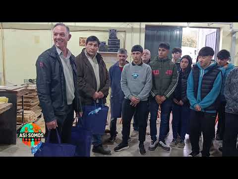 ASI SOMOS I DONACIÓN DEL CENTRO COMERCIAL DE VILLA DEL ROSARIO AL IPET Nº 55