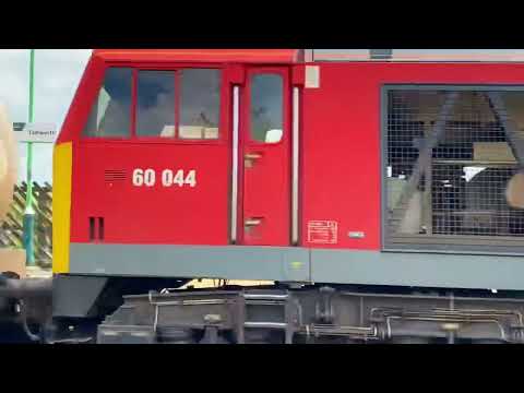 DB 60044 “Dowlow” on tank duty passing Tamworth High Level Platform 4