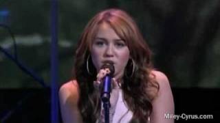 Download lagu Miley Cyrus; The Climb; Disney Channel Performance [HQ] mp3