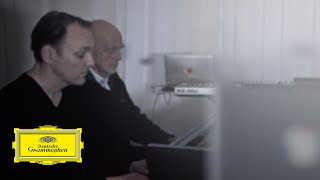 Roedelius, Arnold Kasar - Rolling (Music Video)