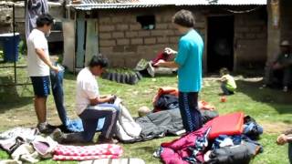 preview picture of video 'Ayacucho 2011: buscando al alacrán'