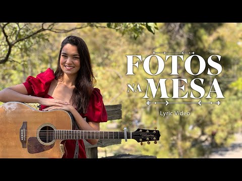 GIOVANA COSTA - FOTOS NA MESA (Lyric Vídeo)
