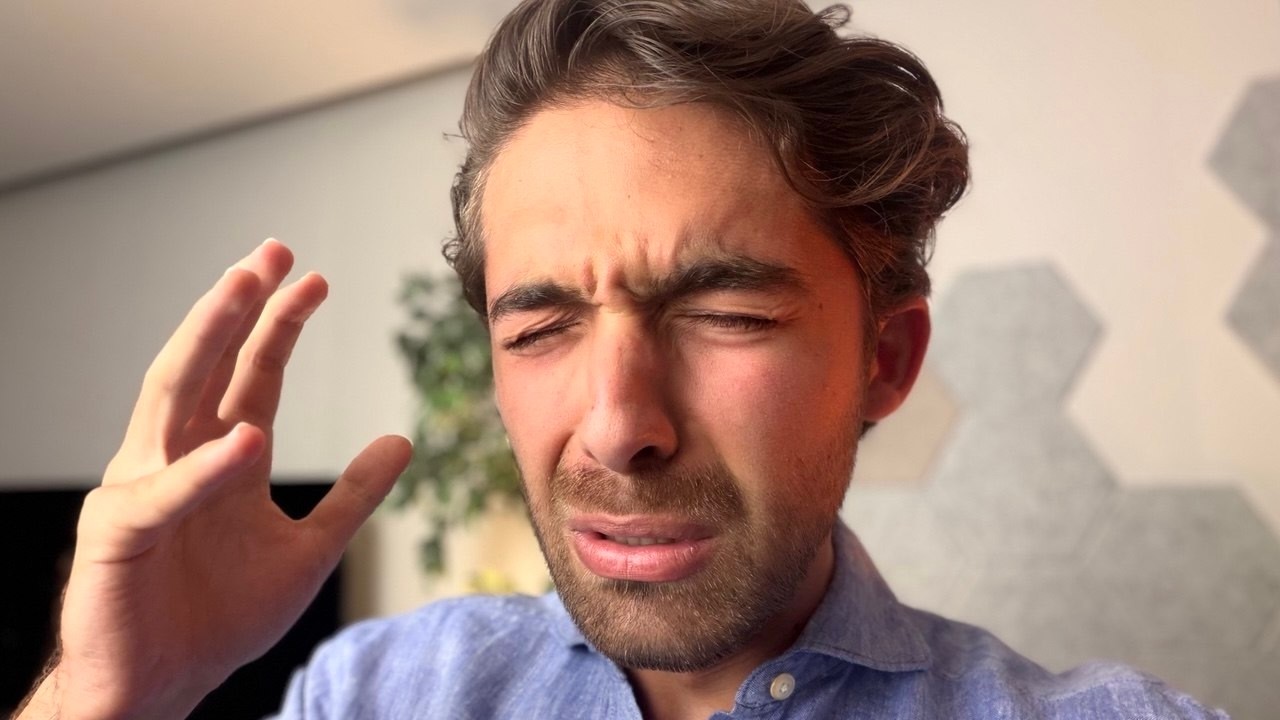CRASH! CRASH! CRASH! CRASH! CRASH!