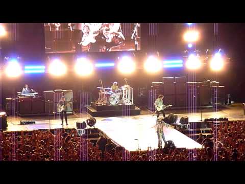 Aerosmith Live in Athens 2010 - Walk This Way