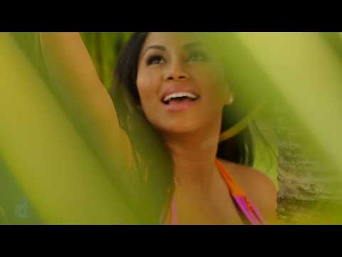 Fitness model sets Instagram alight with almighty boobs and booty to