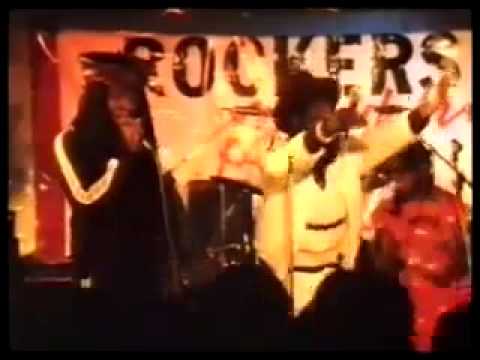 Mikey Dread & Macka B - Freestyling - Rockers Roadshow, UK