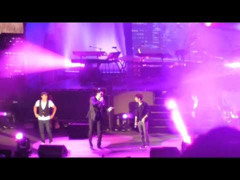 120428 G.O.D - Lies + Place Where You Need To Be Live at Hollywood Bowl (KMF 2012)