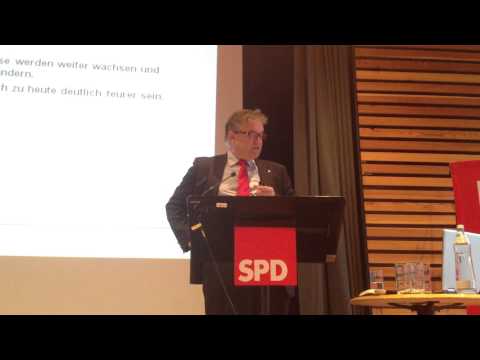 Regionspräsident Hauke Jagau in einem Impulsvortrag - Zukunftswerkstatt Region Hannover 2030