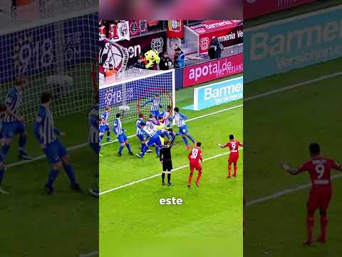 🤯⚽ Así es como se finge un disparo y se engaña a toda la defensa