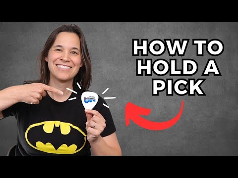 How To Hold A Guitar Pick for Beginners - Right VS Wrong