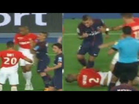 Marco Verratti Pushes Fabinho
