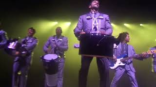 david byrne @ rio de janeiro: doing the right thing / toe jam