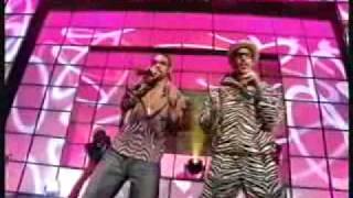 Shaggy &amp; Ali G - Me Julie Live TOTP