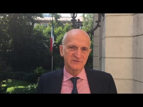 Immobilizzazione del polso nella ortesi Mal di schiena non può sedersi su