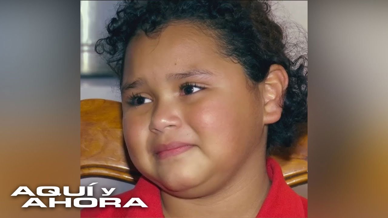 Una niña abandonada en la frontera cuenta lo que pasó antes de que su padre la dejara a su suerte