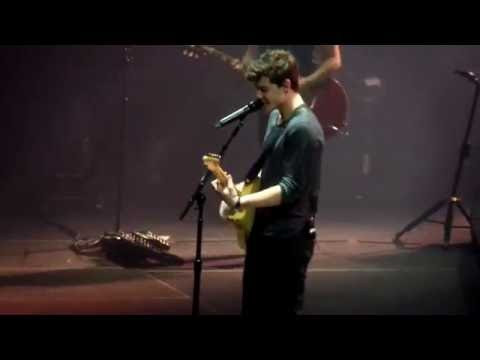 Shawn Mendes - Lights on (Live at Madison Square Garden)