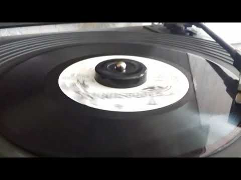 ERIC MONTY MORRIS:What a man doeth/TOMMY MC COOK &THE SUPERSONICS:Hotmail rock.