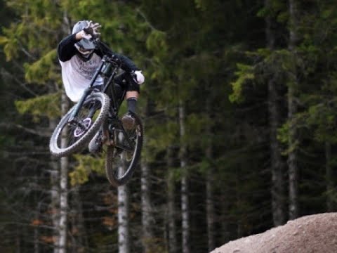 Downhill Edit - Eliott Lapotre