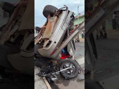 Caminhão desgovernado provoca caos e deixa feridos no Centro de Catalão