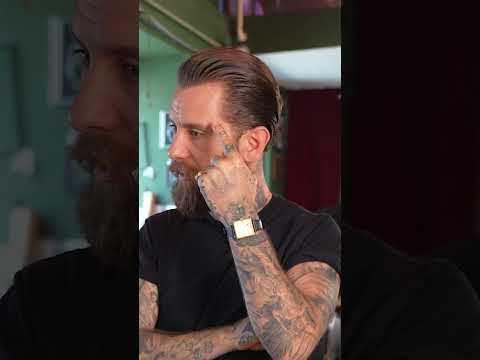 So gelingen euch die Bart Konturen! #störtebekker #barbershop #barber #rasur #bart #barbier