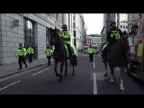 London police cordon off London Bridge area