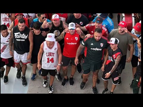 "Asi fue la ENTRADA de LBDT | RIVER vs GIMNASIA" Barra: Los Borrachos del Tablón &bull; Club: River Plate &bull; País: Argentina