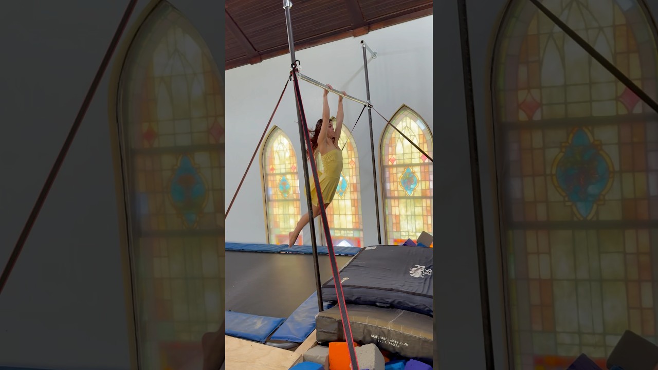 why I can’t wear strapless dresses 🙄