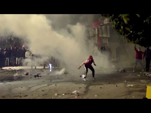突尼斯人在 "阿拉伯之春 "紀念日後舉行抗議活動 (Tunisians protest after Arab Spring anniversary)