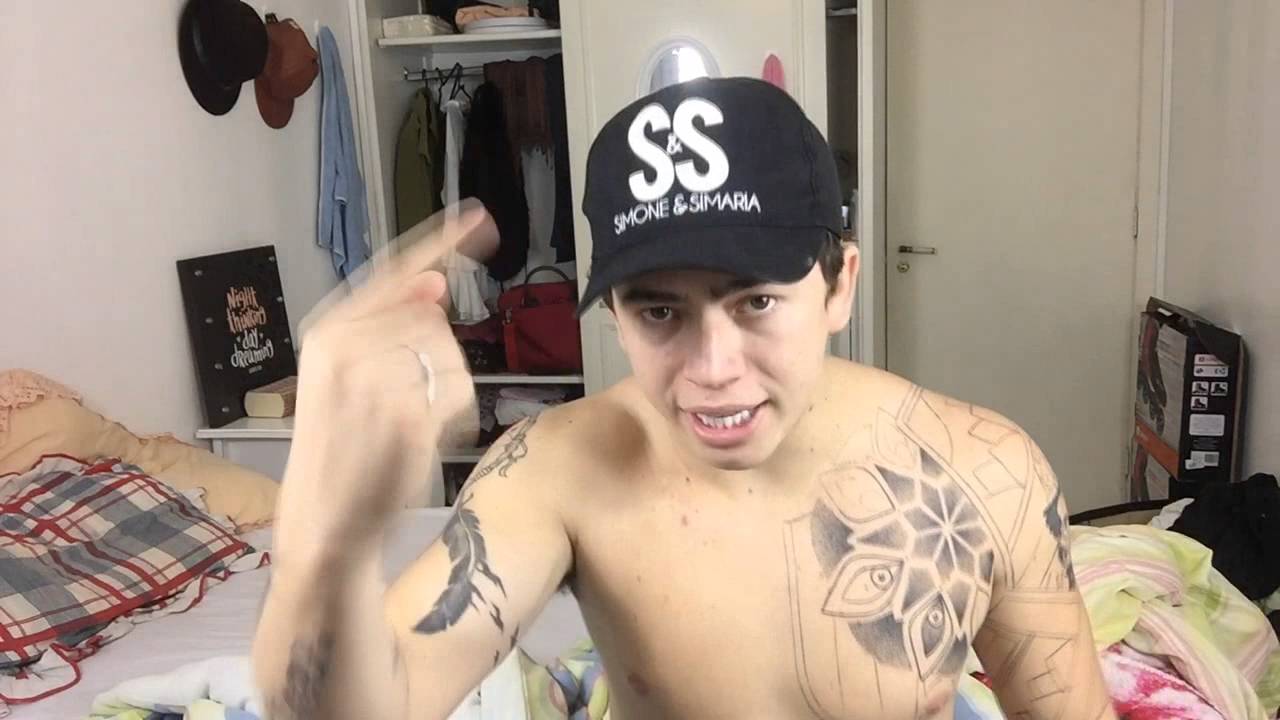 O DIA EM QUE EU ASSISTI INVOCAÇÃO DO MAL 2